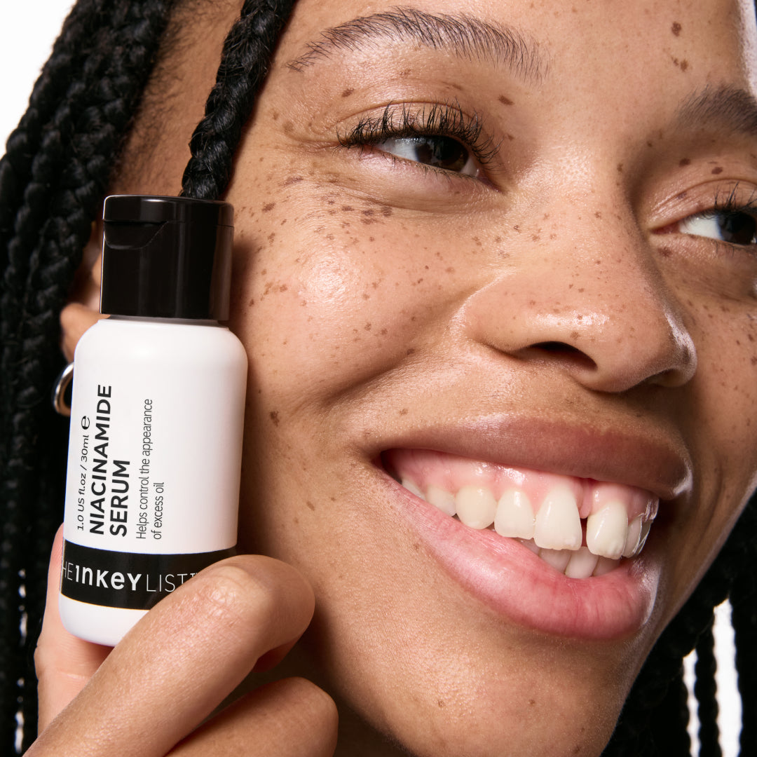 10-niacinamide-serum-i9 Model01_d6be0920-41bd-4df2-8281-5a1face2e177.jpg